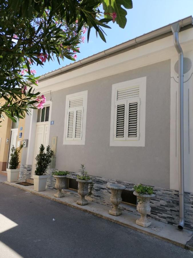 Apartmani Kaiserin Crikvenica Exteriör bild